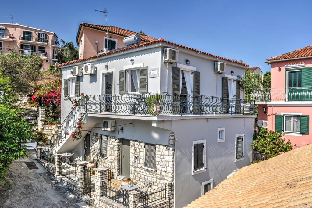 Alia Luxury Apartment Gaios Buitenkant foto
